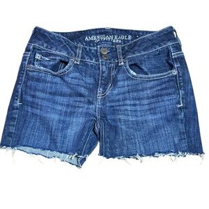 American Eagle Outfitters Blue Jean Shorts Distressed Hem
